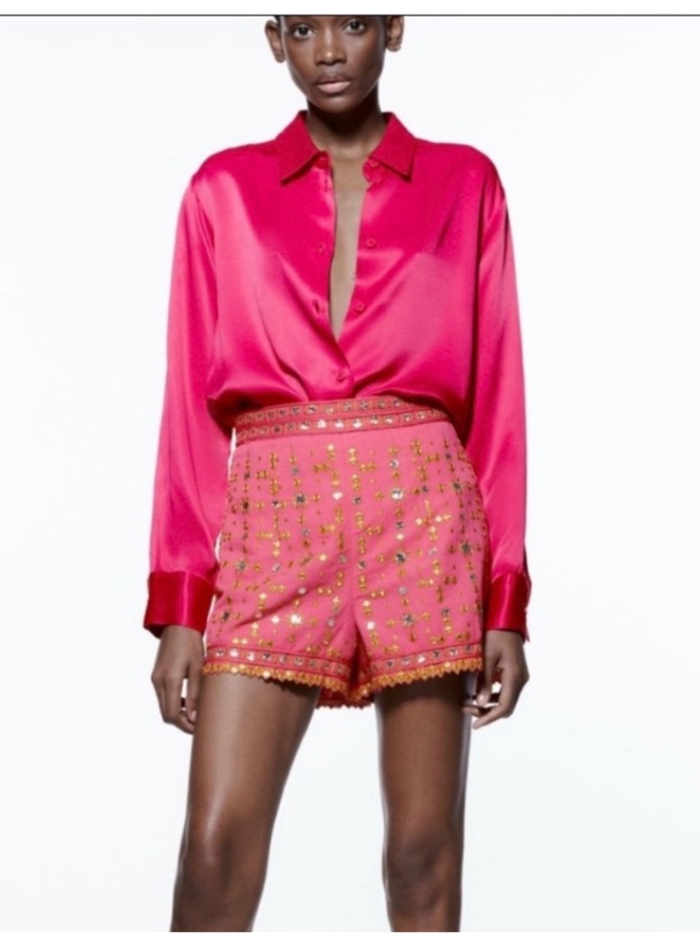 ✨ ZARA Fuchsia Pink Mirror Embroidered Shorts - Boho Festival High-Waisted Size